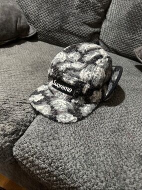 Supreme Early Deadstock Winter hat Black & Gray Fleece Camp Cap with Box Logo